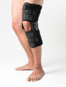 Mediroyal ARX® trumpas funkcinis kelio įtvaras su reguliuojamo kampo lankstais