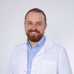 Martynas Karneckas suaugusiųjų ortopedas-traumatologas Martynas Karneckas suaugusiųjų ortopedas-traumatologas